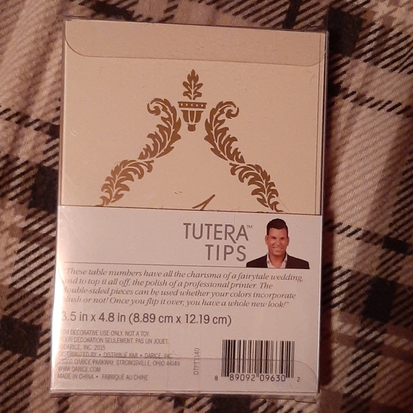 Darce DT41230D1 Davd Tutera Card or Table Number Holder, Cube Base, 7-nch, Black, 5 Per Pack